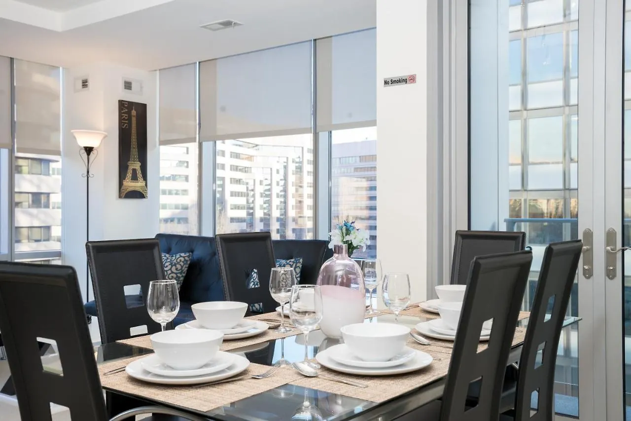 Corporate Uptown Furnished Apartments 샬럿
