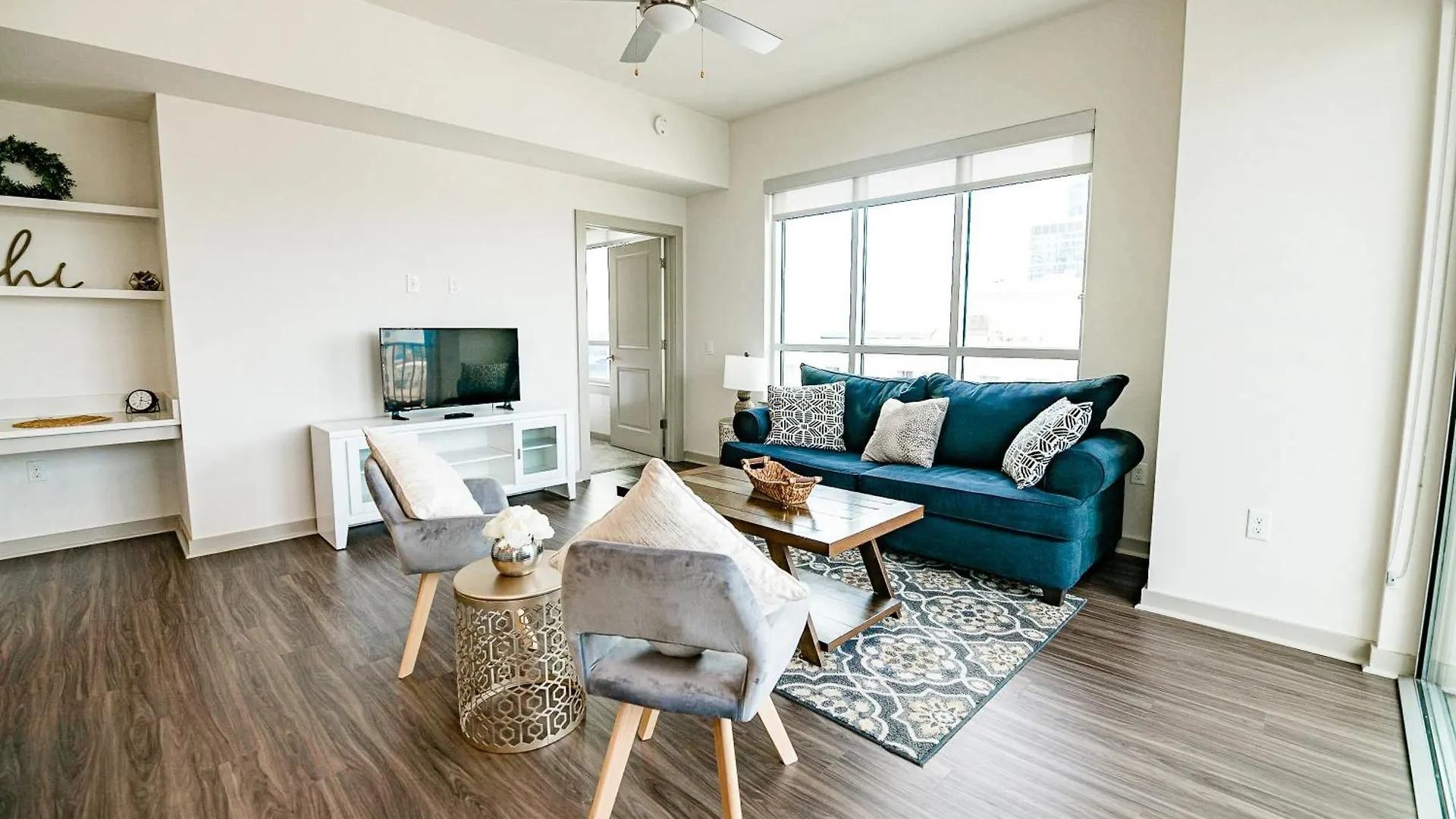 Corporate Uptown Furnished Apartments 샬럿